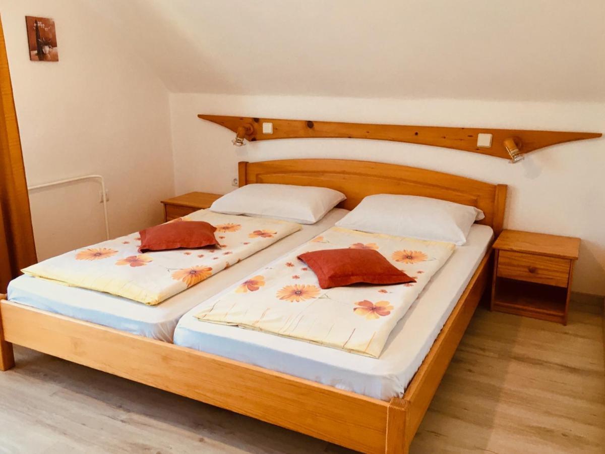 Apartment Milena Nomenj المظهر الخارجي الصورة